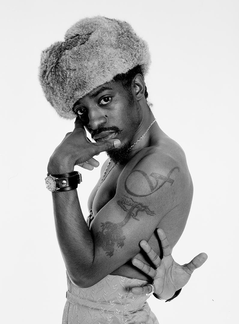 Black and white picture of Andre 3000